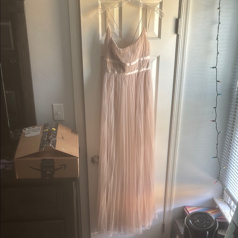 Elegant Pink Spaghetti Strap Gown